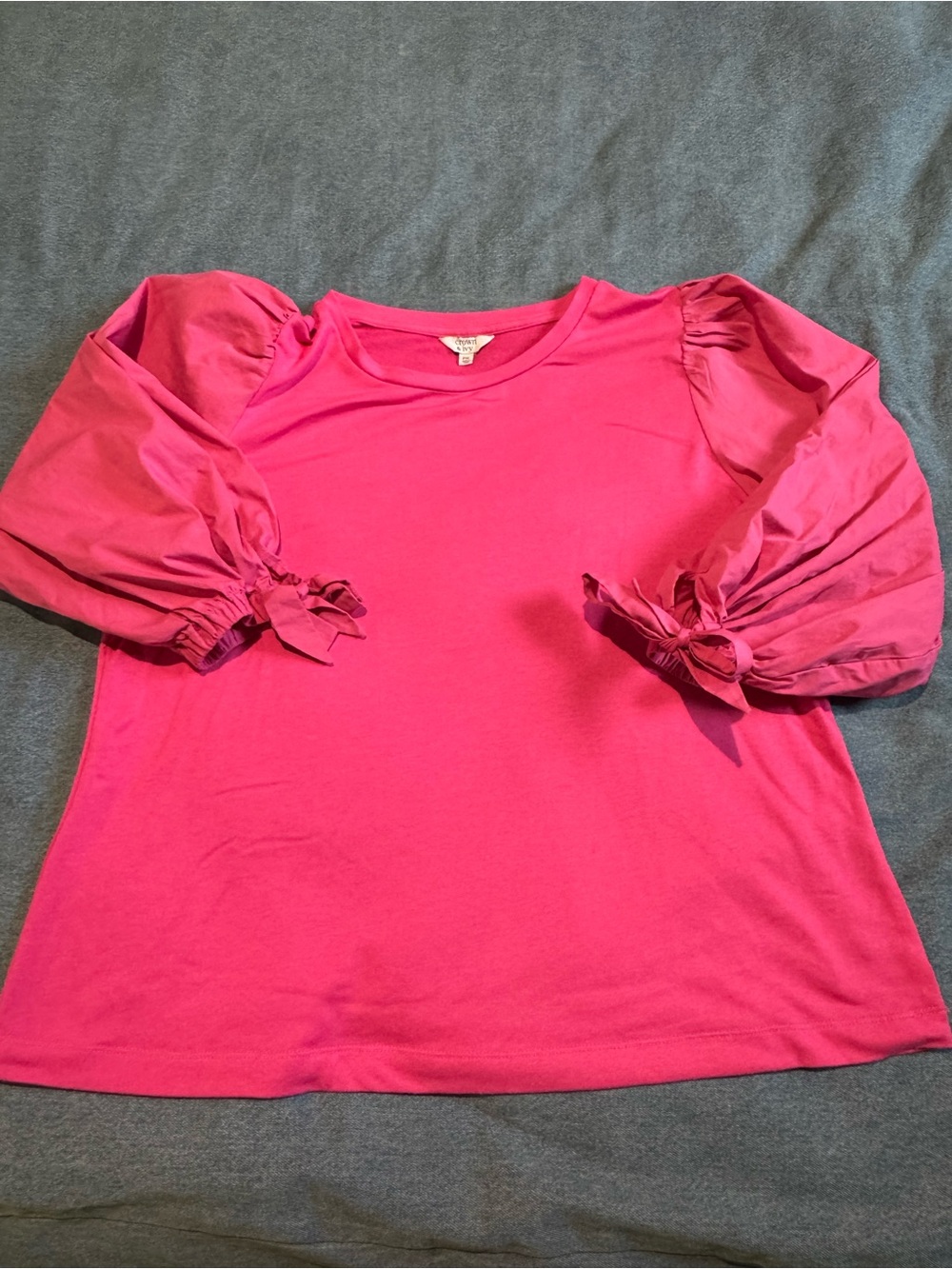 Crown & Ivy Hot Pink Mixed Media Puff Sleeve Tie Cuff Top Blouse – Size XLP